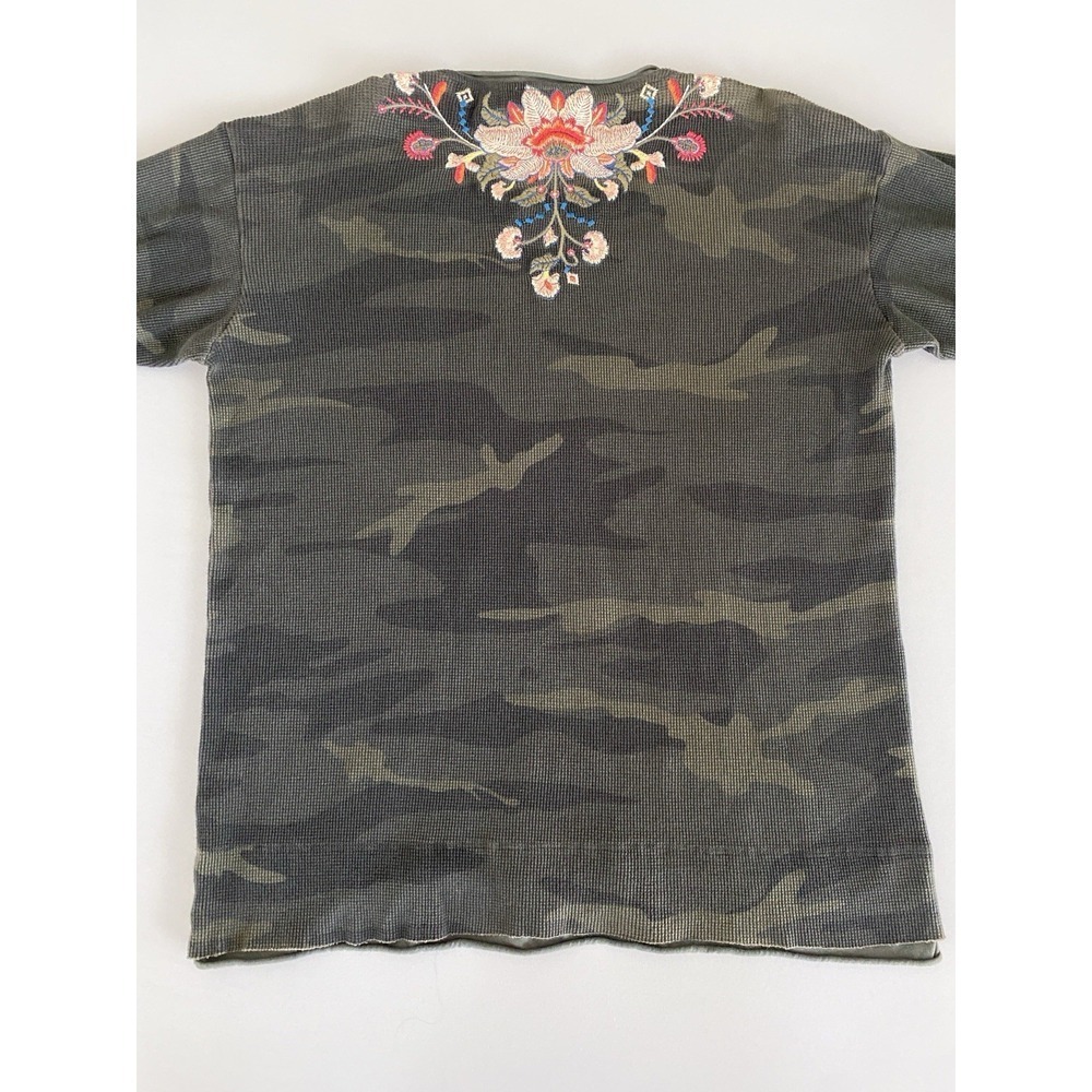 Johnny Was Floral Embroidered Camo Waffle Thermal Top Boho Cottagecore XL - Picture 12 of 15